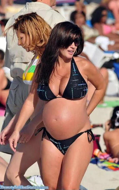 Pregnant bikini girls