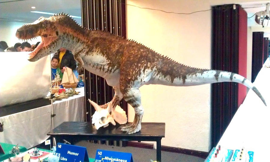 Tyrannosaurus rex 1:5 scale Finished