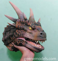 DRAGON BUST/ HANDPUPPET