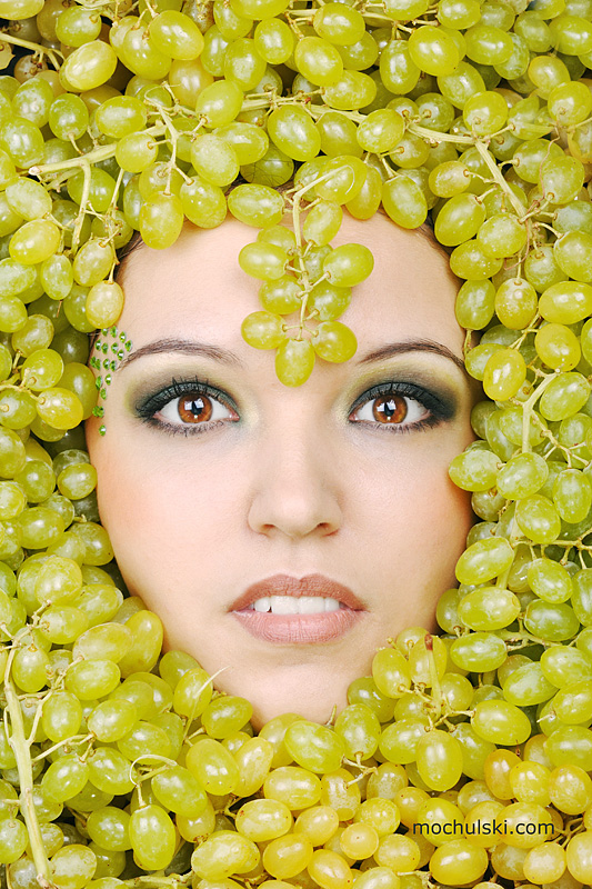 sister green grape