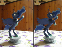 Princess Luna sculpture