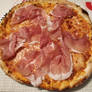 Pizza with prosciutto crudo di Parma 