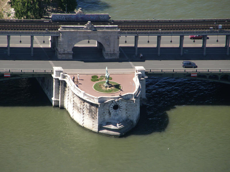 Pont de Bir Hakeim