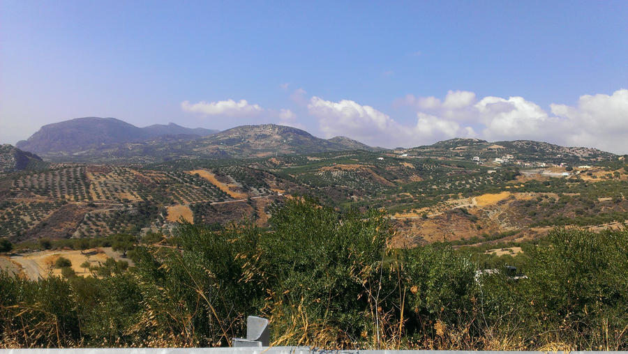 Crete - The land by Gwathiell