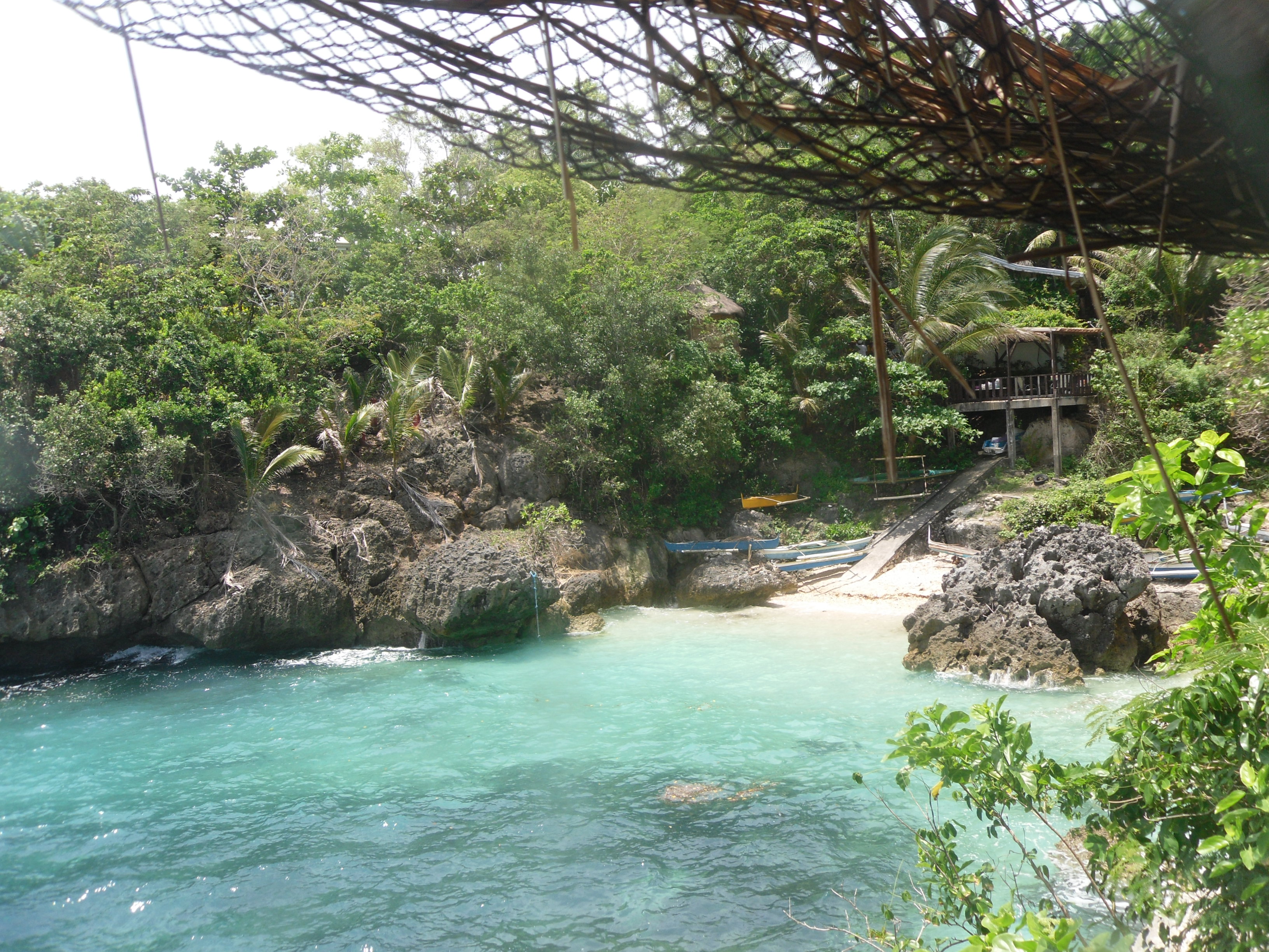 bunzies Cove, Tabogon