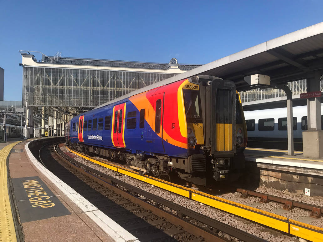 SWR Class 458 at London Waterloo by TheBlandfordSpotter on DeviantArt