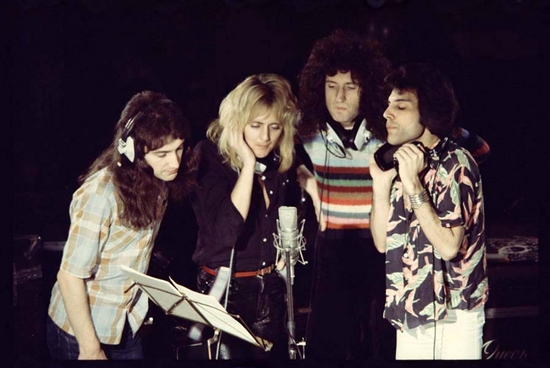 Queen Somebody To Love By Queenfan124 On Deviantart