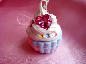 Pretty Heart Cupcake