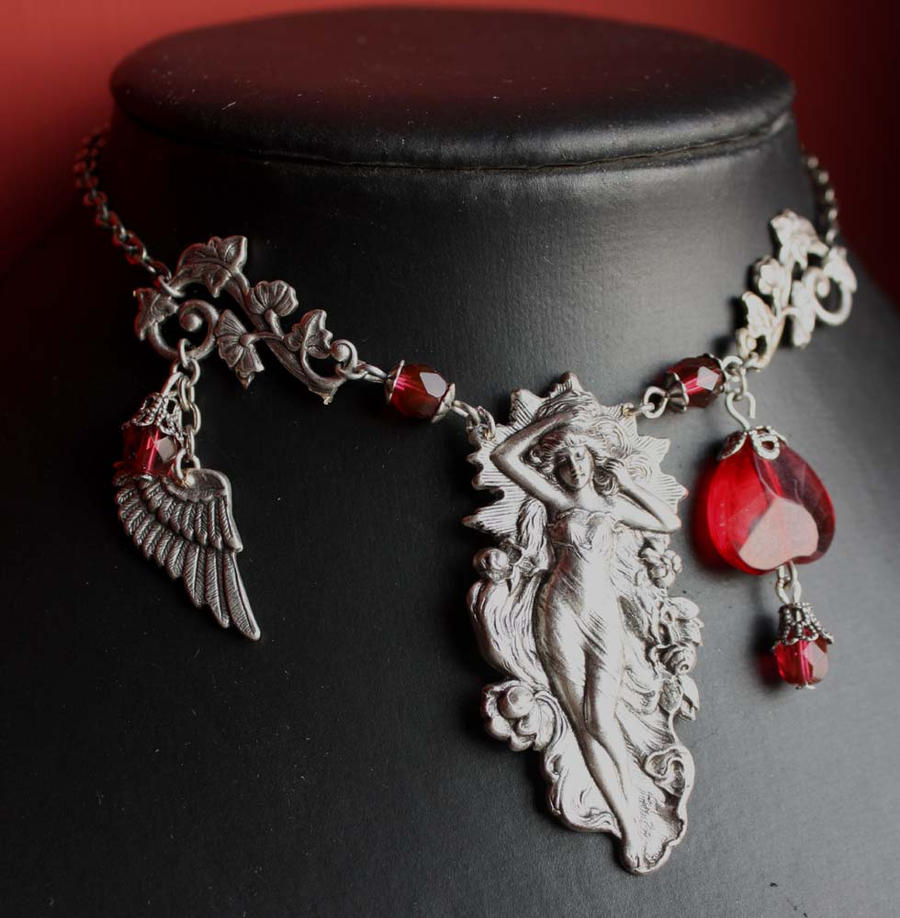 Goddes pendant necklace