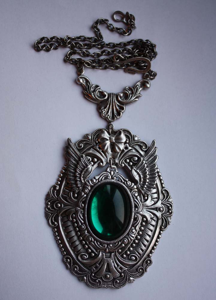 Green stone steampunk pendant