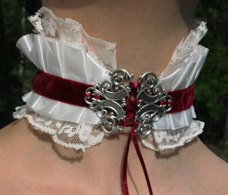 Emilie Autumn style White-burgundy version