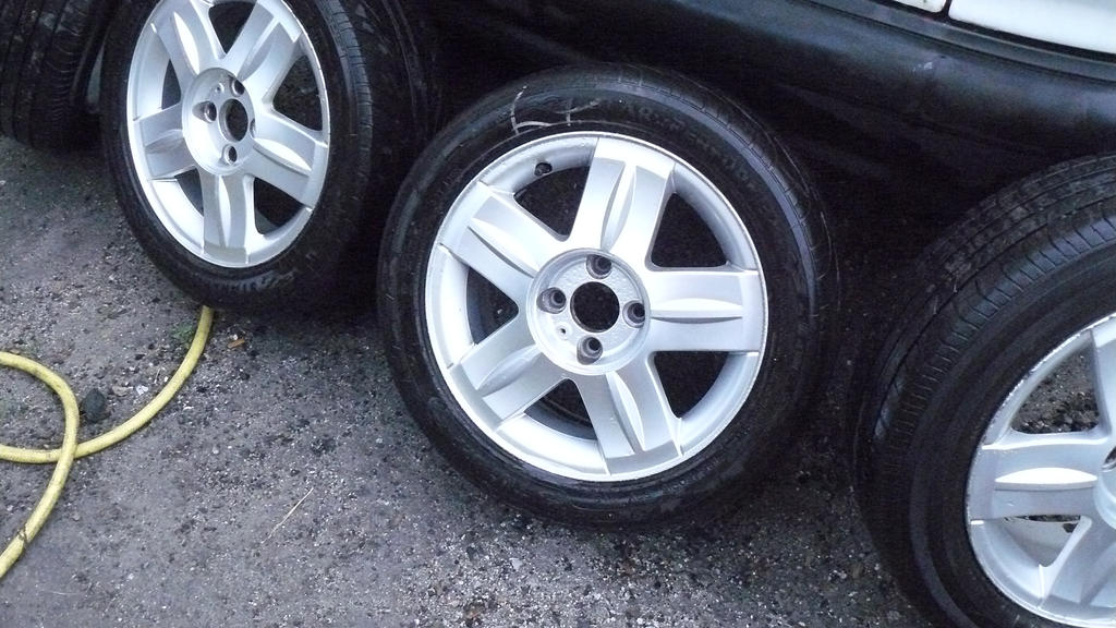 Clio sport rims by PikaDarkstar on DeviantArt