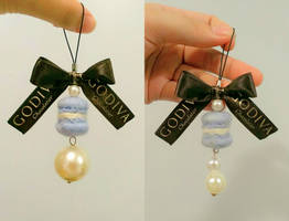 DIY godiva phone strap