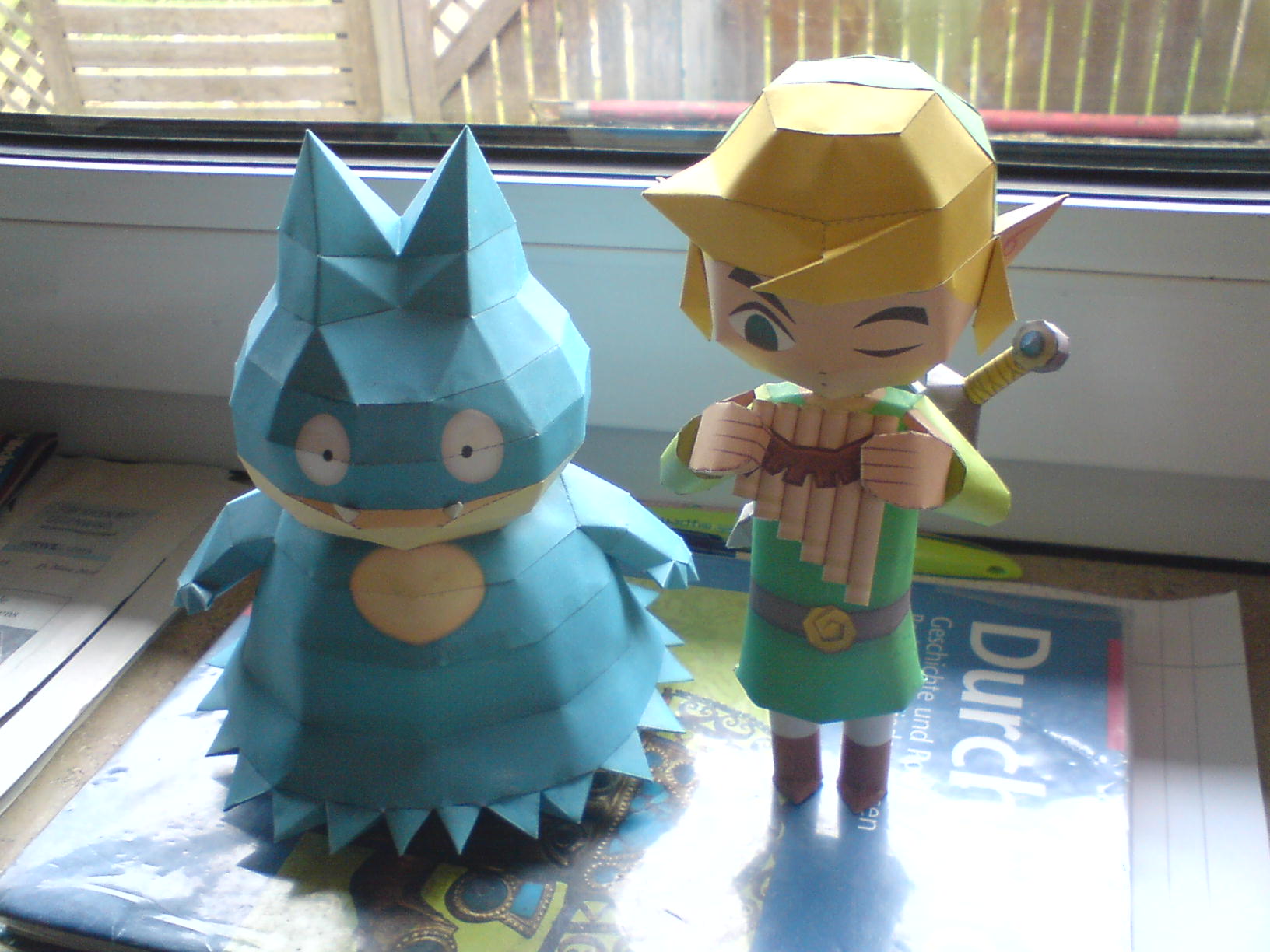 Link and Munchlax