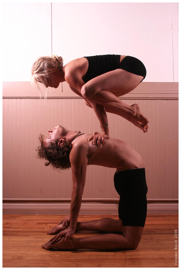 Acro Yoga XIII