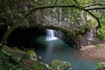 Natural Bridge Entrance by robertvine