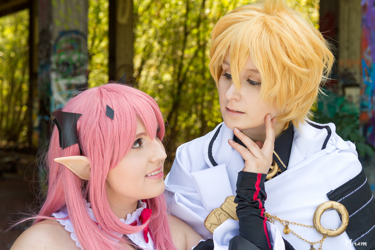 Owari No Seraph - Krul and Mika