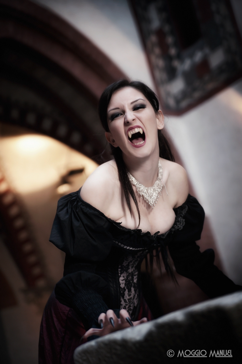 Chantal - Shooting Vampire