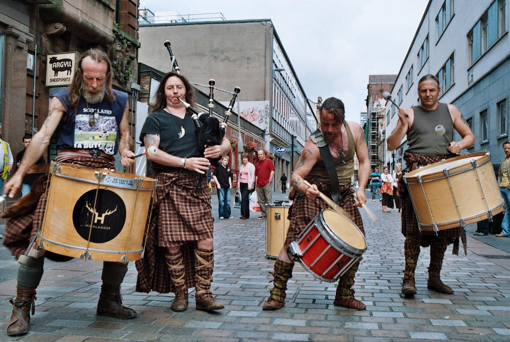 Clanadonia on Glasgow street 2