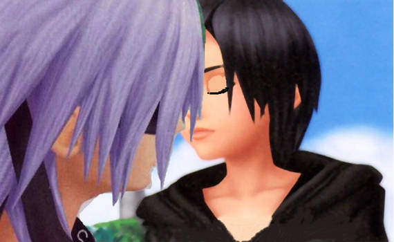 Riku and Xion kiss, YAY