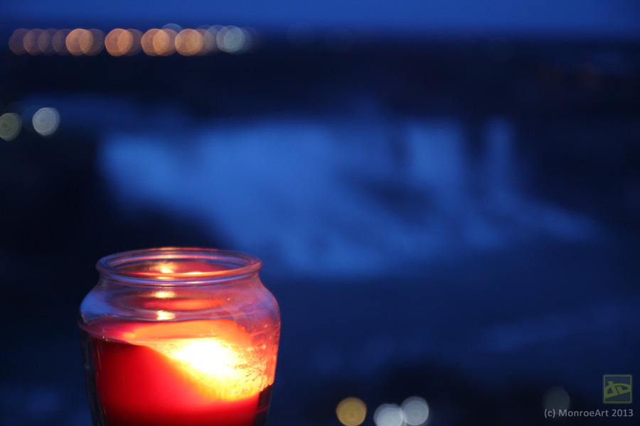 Niagara Falls Candle Light