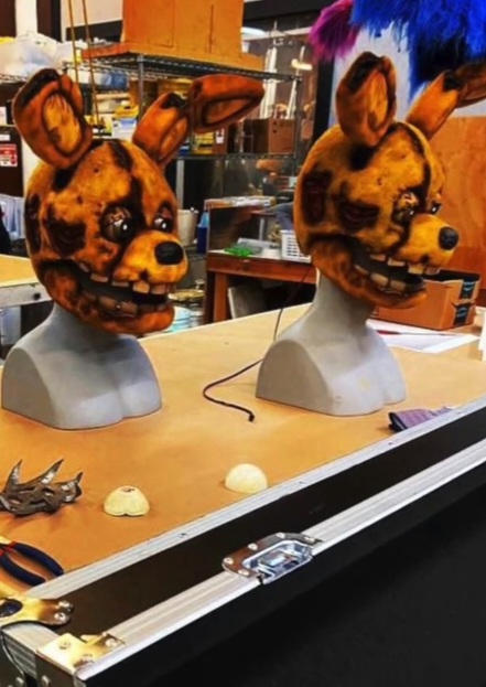 Springtrap mask for the fnaf movie (seriously) by XxEdgyBunnyBoixX on ...