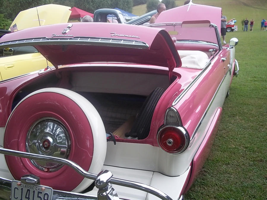 Ford Fairlane by htfshimmer on DeviantArt
