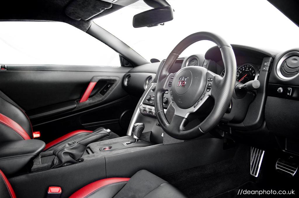 First R35 Gt R Interior Nissan GTR R35 Interior by dean-photo on DeviantArt