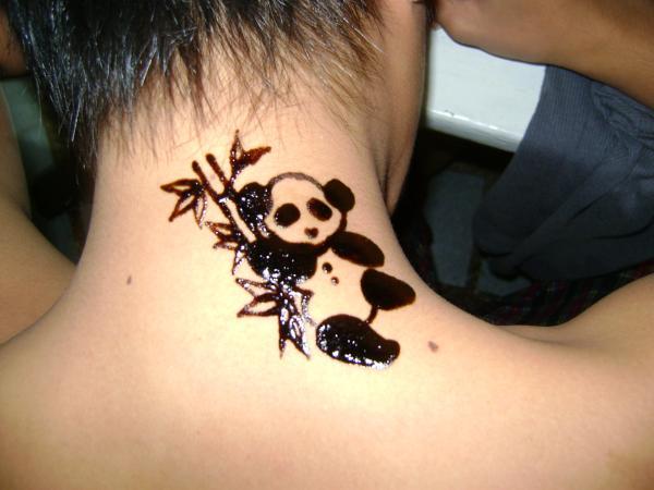 my little bro's henna tatoo