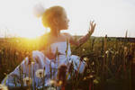 sun and girl by evgeshka29