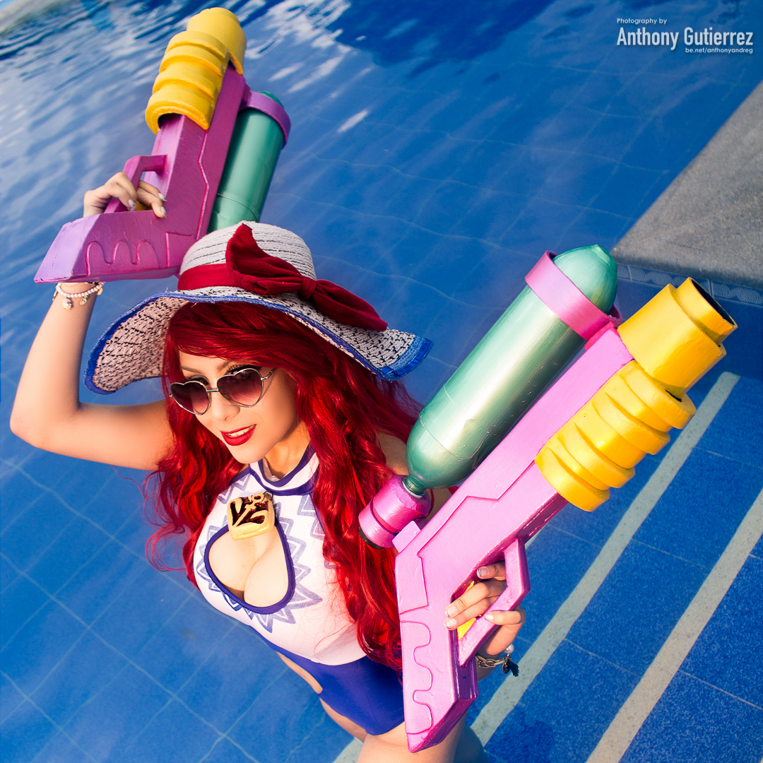 MISS FORTUNE - POOL PARTY 5