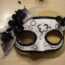 Masquerade Mask: Mari