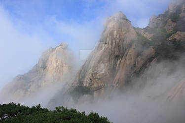 Mountain Clouds