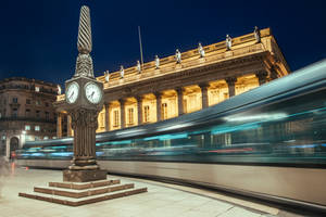 Bordeaux by night