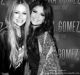 Avril  Selena manip