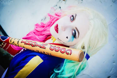 Good Night! Harley Quinn Cosplay