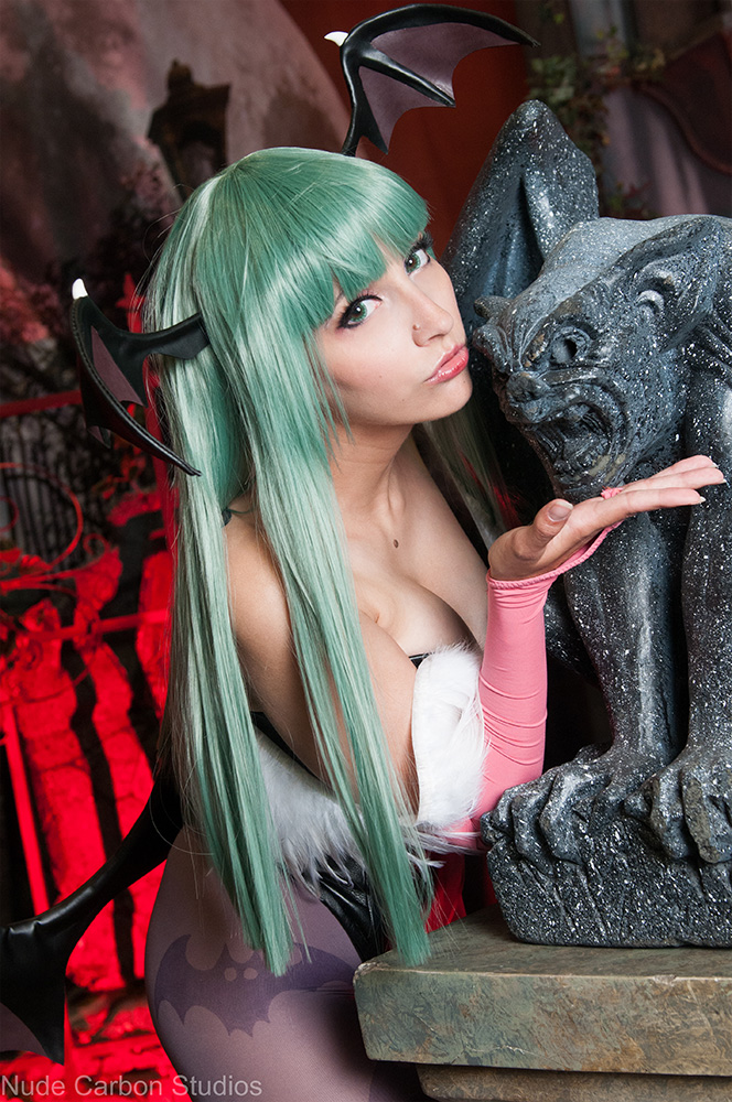 Kiss the Gargoyle - Morrigan Aensland Cosplay