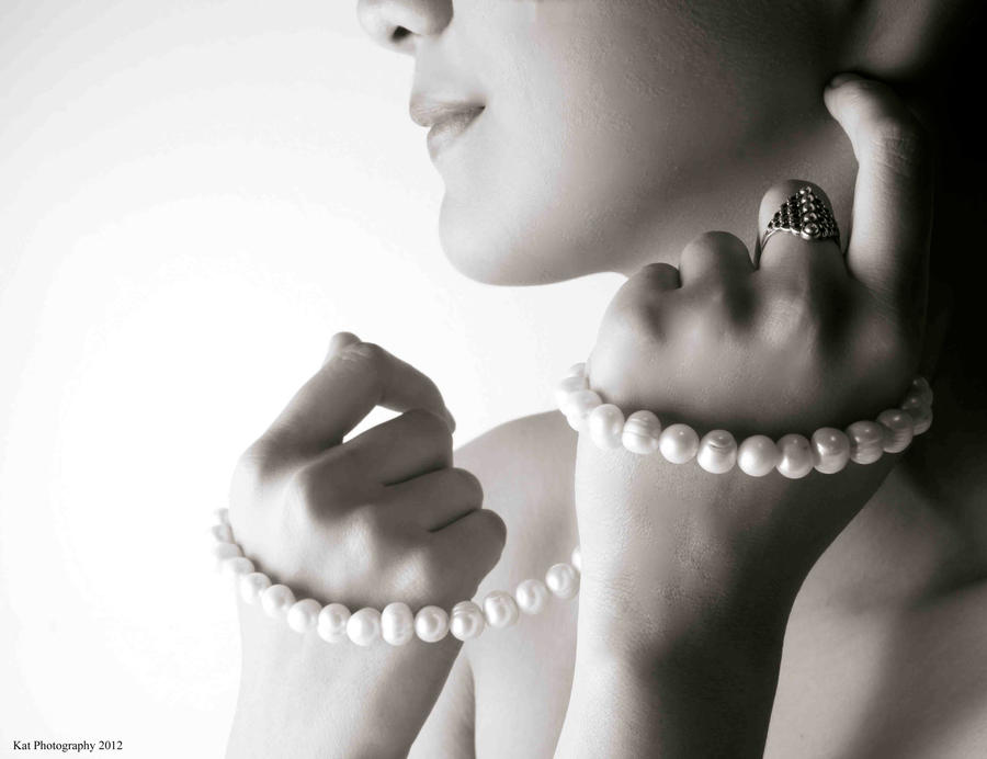 Pearls are a Filipina Girl's Bestfriend