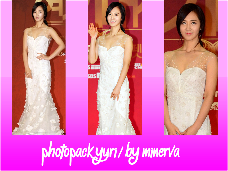 Photopack Yuri / By Minerva