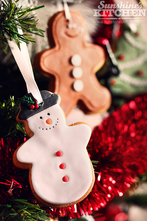 Christmas tree cookie decoration