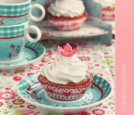 Flower cupcakes - vintage style