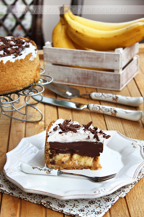 Chocolate and caramel banana pie