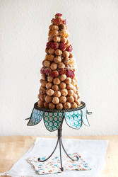 Croquembouche