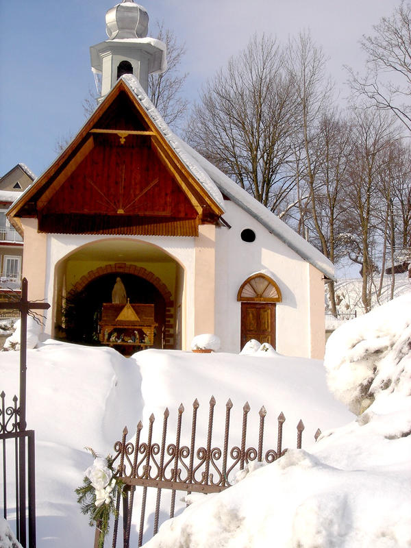 Stock 232: Church in snow