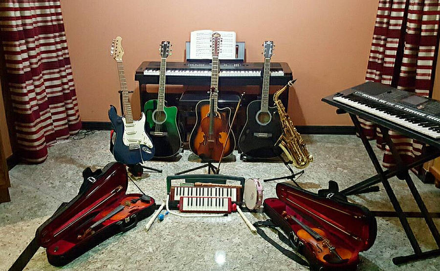 My musical instruments by xXOreoTheCrowXx on DeviantArt