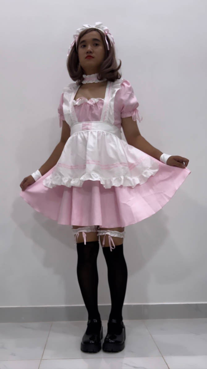 Pink Maid costume by tomatoscarlet on DeviantArt