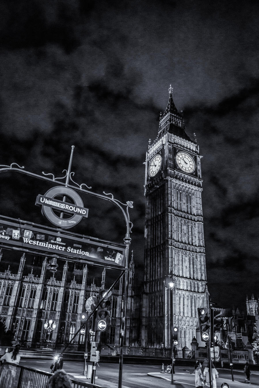 Metro Stop Big Ben