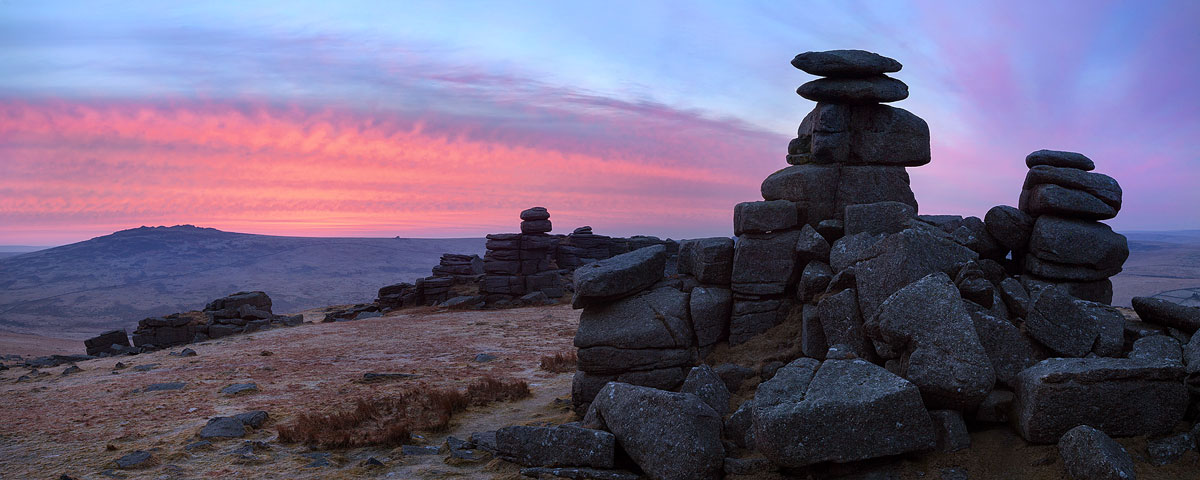 Staple Tor Spectacle