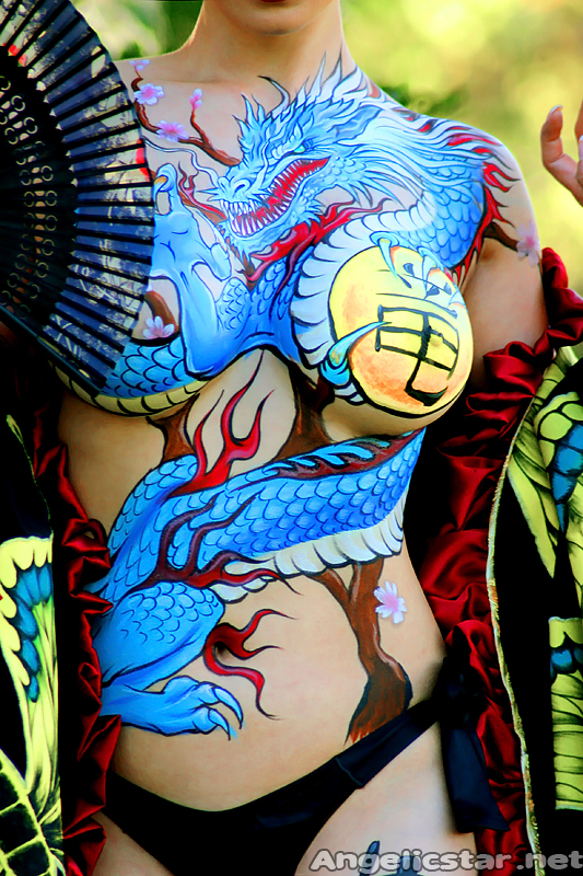 Yakuza bodypaint - closeup