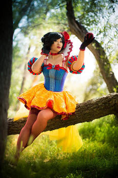 Snow White Cosplay - Moulin Rouge style